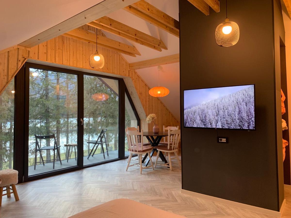 Pine Tree Holiday House Гозд Мартулек Екстериор снимка