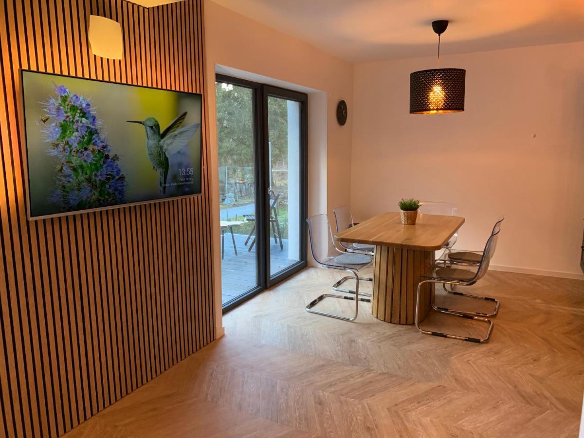 Pine Tree Holiday House Гозд Мартулек Екстериор снимка