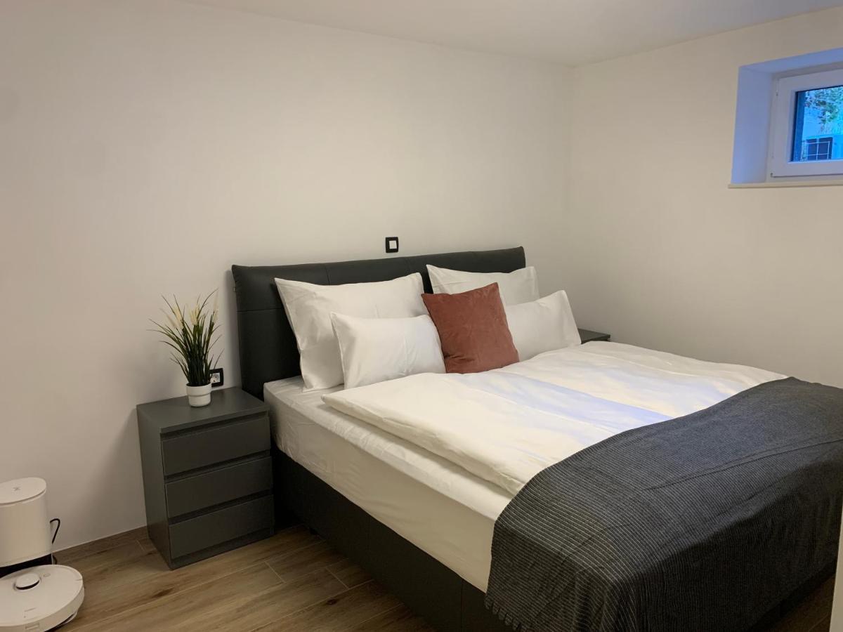 Pine Tree Holiday House Гозд Мартулек Екстериор снимка